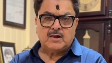 Photo of आतंकी हमले पर राय रखने से पहले जम्मू जाएं और कश्मीरी पंडितों से मिलें: अशोक पंडित