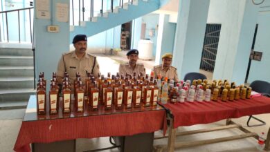 Photo of बिहार के नवादा में भारी मात्रा में अंग्रेजी शराब बीयर जब्त
