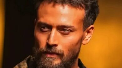 Photo of समदंर किनारे दौड़े टाइगर श्रॉफ, फिटनेस देख फैंस बोले- ‘एकदम कड़क