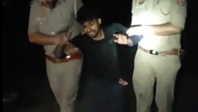 Photo of एटीएम मशीन को गैस कटर से काटकर नगदी लूटने वाले दो बदमाश गिरफ्तार