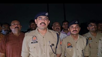 Photo of प्रयागराज: मुठभेड़ में गोली से घायल समेत तीन बदमाश गिरफ्तार
