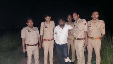 Photo of मुठभेड़ में लुटेरा गिरफ्तार, गोली लगने से घायल