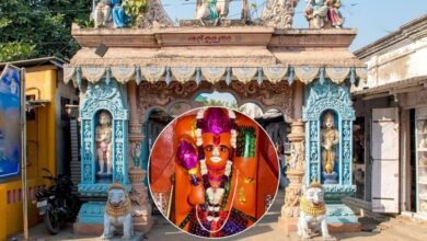 Photo of लोहे की जंजीरों से बंधे हैं हनुमान जी