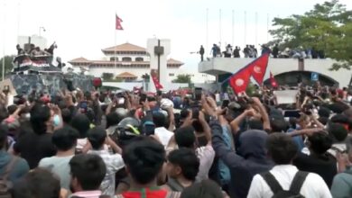 Photo of Nepal Crisis: नेपाल हिंसा में मरने वालों की संख्या 31 हुई, अंतरिम सरकार के लिए बातचीत जारी