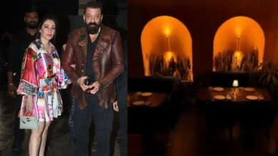 Photo of Sanjay Dutt ने खोला मुंबई में अपना रेस्टोरेंट, पत्नी मान्यता दत्त संग जबरदस्त अंदाज में दिखे एक्टर