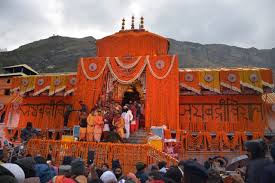 Photo of भू-बैकुंठ बदरीनाथ में आज खडग-पूजन के बाद बंद हो जाएगा वेद ऋचाओं का वाचन