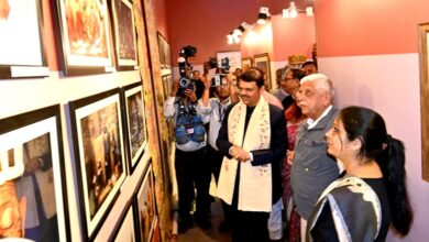 Photo of महाराष्ट्र के सीएम देवेन्द्र फडणवीस ने जबलपुर में रामायण से संबंधित प्रदर्शनी का किया लोकार्पण