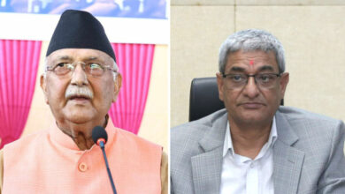 Photo of नेपालः बयान के लिए उपस्थित नहीं होने पर पूर्व प्रधानमंत्री ओली और पूर्व गृहमंत्री लेखक की गिरफ्तारी की तैयारी