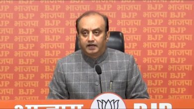 Photo of कर्नाटक शराब घोटाले को लेकर भाजपा का तीखा प्रहार, कहा- कांग्रेस ने किया जनादेश के साथ धोखा