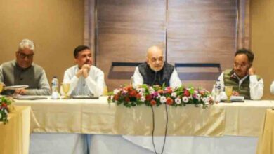 Photo of कोलकाता पहुंचे अमित शाह, शुभेंदु अधिकारी और शमिक भट्टाचार्य संग की बैठक
