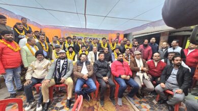 Photo of राजधानी के वरिष्ठ व्यापारी नेता सैकड़ों व्यापारियों के साथ उत्तर प्रदेश आदर्श व्यापार मंडल में हुए शामिल