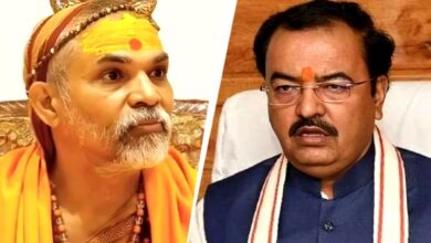 Photo of उत्तर प्रदेश: उपमुख्यमंत्री केशव प्रसाद मौर्य ने शंकराचार्य अविमुक्तेश्वरानंद से की विरोध को समाप्त करने की अपील