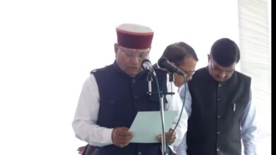 Photo of धामी मंत्रिमंडल का विस्तार, पांच विधायकों ने ली मंत्री पद की शपथ