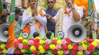Photo of पश्चिम बंगाल के हावड़ा में सांसद रवि किशन के चुनाव प्रचार के दौरान तृणमूल व भाजपा में झड़प
