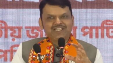 Photo of फडणवीस का दावा : 1400 कंपनियां बंगाल छोड़कर महाराष्ट्र में व्यापार कर रही हैं