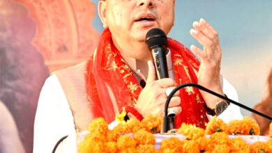 Photo of मुख्यमंत्री धामी का ऐलान, शिक्षा बोर्ड का पाठ्यक्रम न पढ़ाने वाले मदरसे होंगे बंद