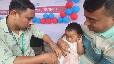 Photo of बांग्लादेश में खसरे की स्थिति और गंभीर, 12 और बच्‍चों की मौत 