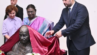 Photo of राष्ट्रपति मुर्मु ने स्कोप्जे में महात्मा गांधी की प्रतिमा का अनावरण कर कहा, बापू का संदेश आज अधिक प्रासंगिक