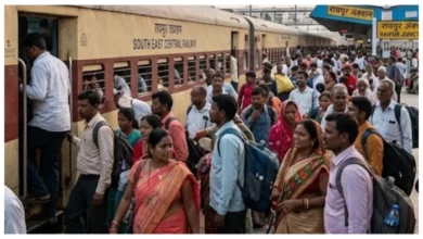 Photo of भारतीय रेलवे का बड़ा तोहफा: अब लंबी लाइन से छुटकारा, घर बैठे RailOne ऐप से बुक करें जनरल टिकट और पाएं खास छूट