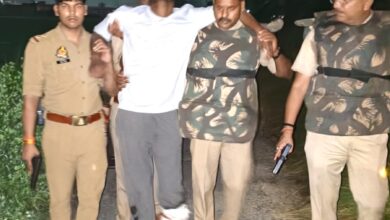 Photo of देवरिया : मुठभेड़ में पुलिस पर गोली चलाने वाला शातिर बदमाश घायल