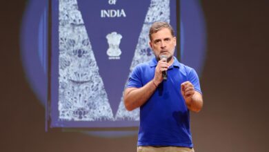 Photo of कांग्रेस राहुल गांधी पर प्राथमिकी को लेकर सरकार पर हमलावर