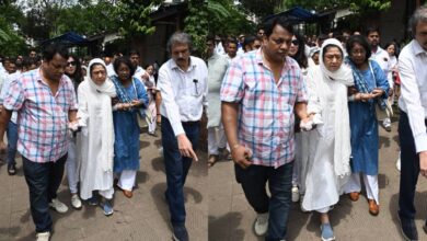 Photo of बॉलीवुड के दिग्गज फिल्म निर्देशक कुकू कोहली को नम आंखों से अंतिम विदाई दी