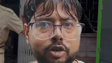 Photo of बंगाल : तारापीठ अग्निकांड मामले में होटल मालिक गिरफ्तार, मृतकों की संख्या बढ़कर हुई सात
