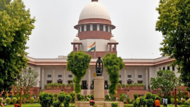 Photo of सुप्रीम कोर्ट का बड़ा फैसला: दयानिधि मारन की याचिका पर हाईकोर्ट का आदेश रद्द, टेलीकॉम सचिव को समन करने पर लगाई रोक