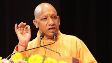 Photo of मुख्यमंत्री ने कहा- गिरगिट की तरह रंग बदलती है सपा, इनके पीडीए का पी पिछड़ा से पंडित हो गया और एक दिन पाकिस्तान कर देंगे