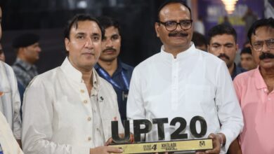 Photo of बारिश के बीच गौर गोरखपुर लायंस का कमाल, लखनऊ फाल्कन्स को चार विकेट से हराया