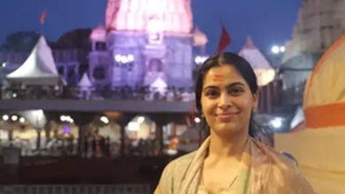 Photo of ओलंपिक पदक विजेता मनु भाकर ने किए महाकाल दर्शन, भस्म आरती में हुईं शामिल