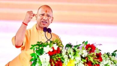 Photo of देवरिया में सीएम योगी का बड़ा मास्टरस्ट्रोक: 305 करोड़ की 80 विकास परियोजनाओं की सौगात, पूर्वी उत्तर प्रदेश में गूंजा विकास का शंखनाद