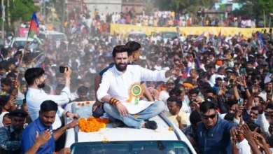 Photo of यूपी फतह के मैदान में उतरे चिराग पासवान: प्रयागराज से करेंगे 2027 चुनावी हुंकार, परेड ग्राउंड में ‘यूथ बोले तो’ कार्यक्रम से साधेंगे युवा दिल