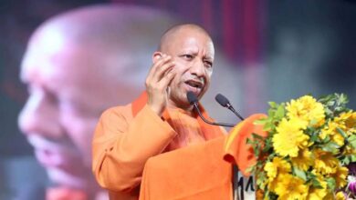 Photo of बीमार यूपी से ‘सुपर-हेल्दी’ प्रदेश तक का महा-सफर! योगी सरकार के साढ़े नौ साल में स्वास्थ्य सेवाओं का हुआ ऐसा बंपर कायाकल्प, आंकड़े देखकर चौंक जाएंगे आप
