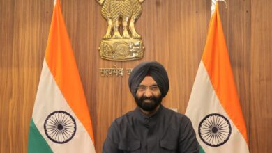 Photo of छात्रों ने सौंपी पर्यावरण मंत्री को दिल्ली-एनसीआर में स्वच्छ वायु को बढ़ावा देने संबंधी रिपोर्ट