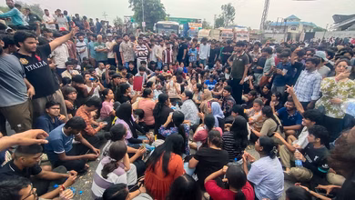 Photo of पंजाब की लवली प्रोफेशनल यूनिवर्सिटी में कथित दुष्कर्म की अफवाहों पर भारी बवाल, उग्र छात्रों ने किया हाईवे जाम
