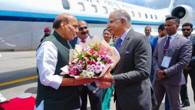 Photo of राजनाथ सिंह तीन दिवसीय श्रीलंका यात्रा पर कोलंबो पहुंचे, गर्मजोशी से हुआ स्वागत