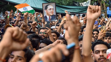 Photo of परीक्षा की लड़ाई जीतने के बाद अब ‘नौकरियों के युद्ध’ का सामना कर रहे भारतीय युवा