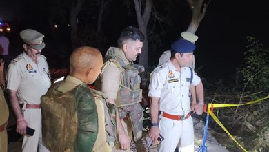 Photo of मैनपुरी के बहुचर्चित प्रधानाचार्य हत्याकांड में रूह कंपा देने वाला पर्दाफाश! अपने ही साथी ने दी थी मौत की ‘सुपारी’, पुलिस की ताबड़तोड़ मुठभेड़ में तीन खूंखार शूटर गिरफ्तार