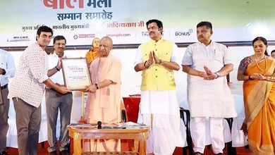 Photo of नए स्लोगन के साथ गिरगिट की तरह रंग बदल रही सपा: सीएम योगी