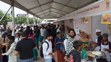 Photo of ओडीओसी पवेलियन में यूपी के स्वाद का संगम, मास्टर शेफ क्लास में बन रहा मिर्जापुर के गुड़ का ठेकुआ