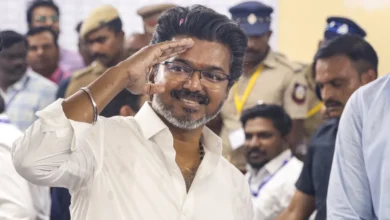 Photo of तमिलनाडु में नए सियासी समीकरण: विजय की TVK के खिलाफ हाथ मिला सकते हैं AIADMK और DMK, पन्नीरसेल्वम ने दिए संकेत