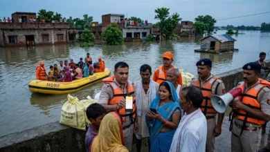 Photo of योगी सरकार फैजुल्लागंज में लगातार चला रही बाढ़ राहत कार्य, प्रभारी मंत्री ने किया निरीक्षण