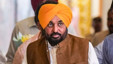 Photo of पंजाब सीएमओ में भ्रष्टाचार के मामलों पर हाईकोर्ट का बड़ा एक्शन, जांच का जिम्मा सीबीआई को सौंपा; दो महीने में मांगी रिपोर्ट