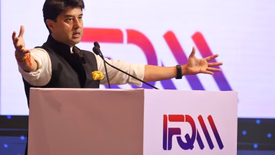Photo of संचार तकनीक में वैश्विक नेतृत्व की ओर भारत की छलांग: केंद्रीय मंत्री ज्योतिरादित्य सिंधिया ने किया तीसरे ‘अंतर्राष्ट्रीय भारत 6G सिम्पोजियम 2026’ का शानदार उद्घाटन