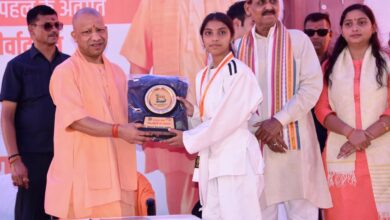 Photo of मुख्यमंत्री ने राष्ट्रीय प्रतियोगिताओं की विजेता खिलाड़ियों को किया सम्मानित