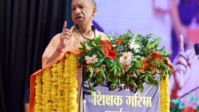 Photo of सिल्क क्लस्टर के रूप में विकसित होंगे संत रविदास नगर, मीरजापुर और वाराणसी: मुख्यमंत्री योगी आदित्यनाथ