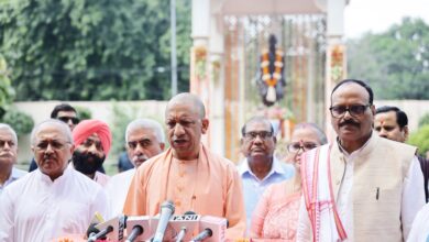 Photo of बापू का चरखा स्वावलंबन का आधार, ओडीओपी उसी स्वदेशी भाव से ‘लोकल को ग्लोबल’ बनाने का अभियान: मुख्यमंत्री